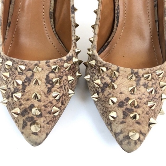 BCBGeneration Oahu Heels Size 7.5 - Picture 9 of 11